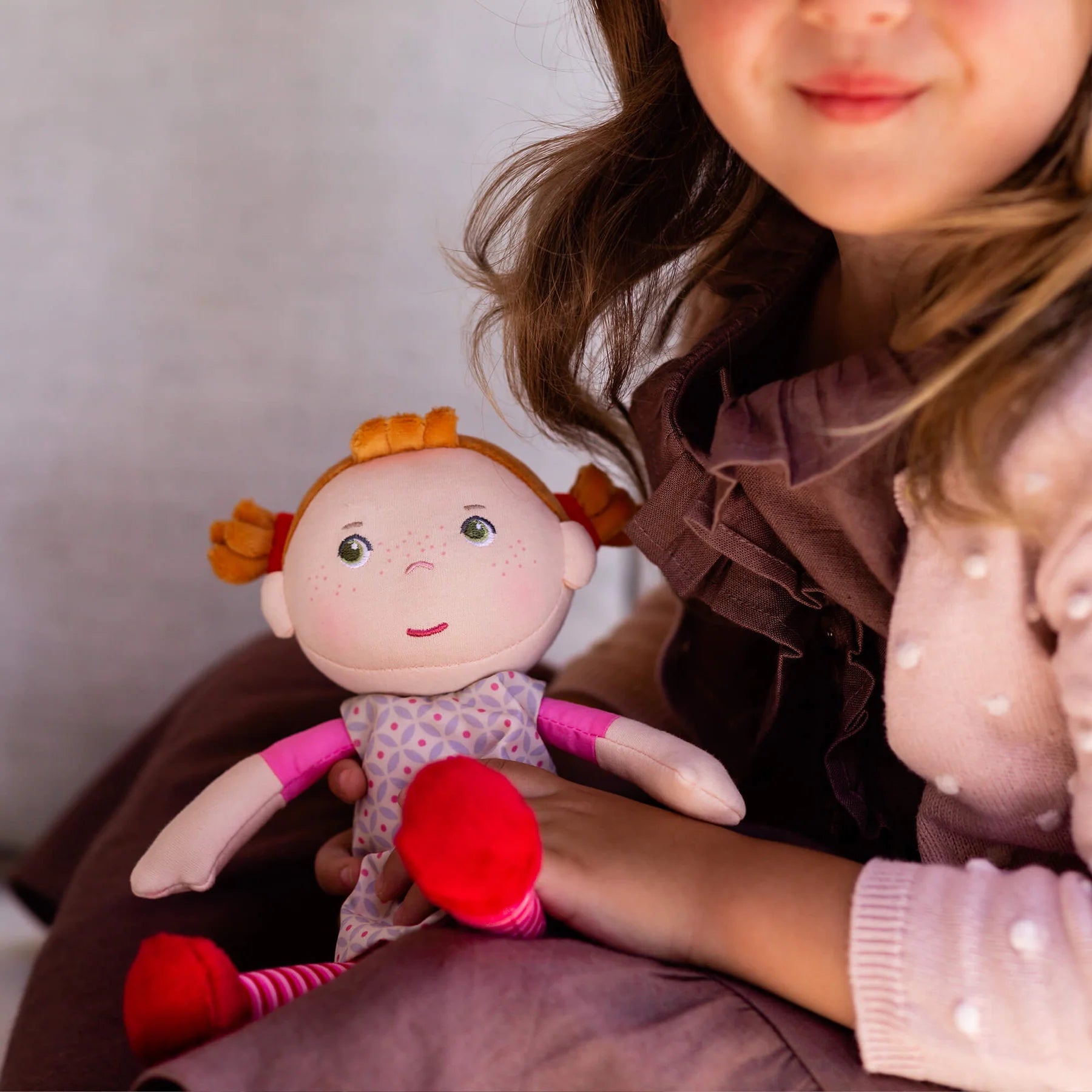 Haba Roya Doll with child
