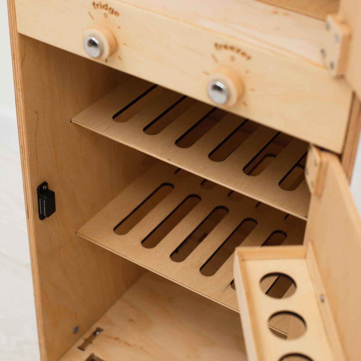 Wooden Play Fridge