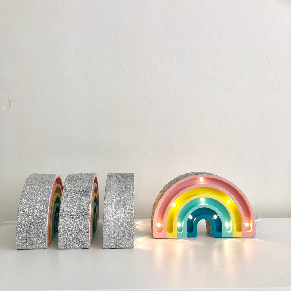 little-lights-mini-rainbow-lamp-with-glitter-Retro