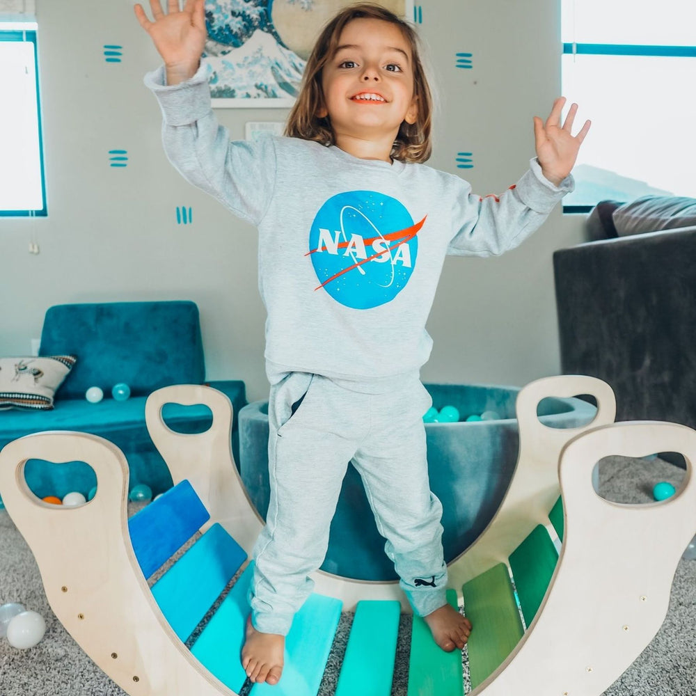 
                  
                    Small Rocker Balance Board by Wiwiurka
                  
                