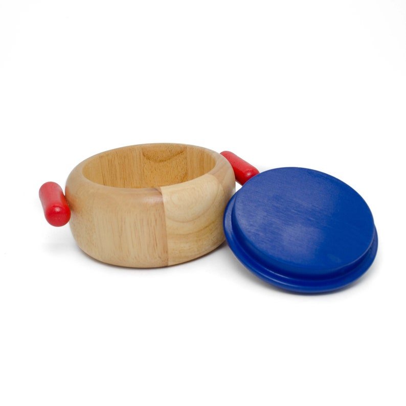 
                  
                    SanToys Wooden Soup Pot - blueottertoys-S640013
                  
                